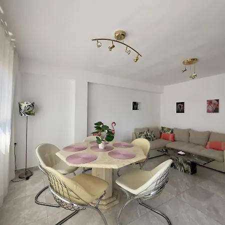 Calanyas Sea View Апартаменты *